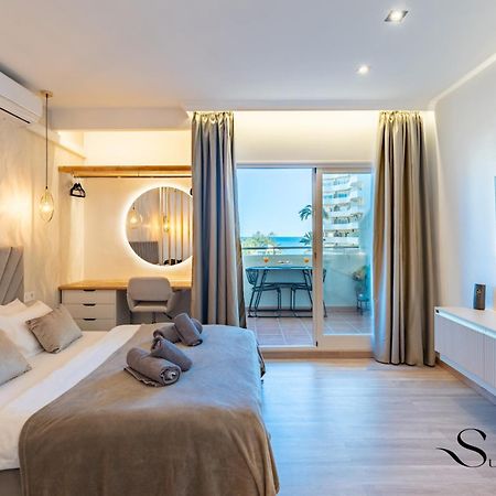 Seaview Beachfront Studio With Aqua Park & Balcony Benalmádena Buitenkant foto